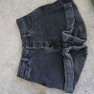 BDG mom high rise shorts